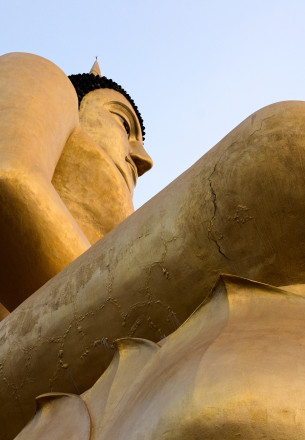laos statua oro