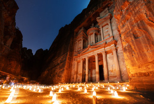 giordania petra by night