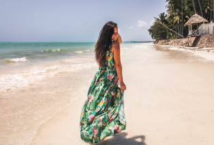 zanzibar ragazza in spiaggia