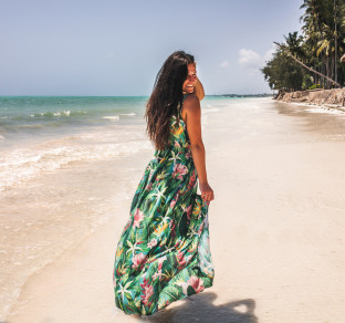 zanzibar ragazza in spiaggia