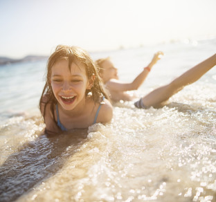 baleari bimbi in acqua