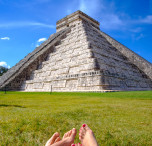 messico piedi e piramidi