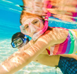 kenya snorkeling bambini