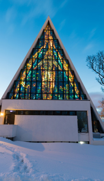 norvegia chiesa nella neve