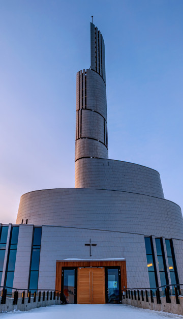 norvegia chiesa al tramonto