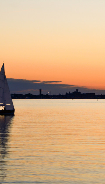 svezia tramonto sul mare