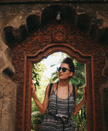 ragazza tempio bali