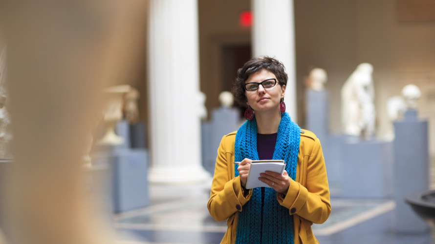 donna al museo