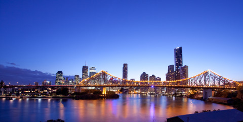 Brisbane: paesaggio di notte